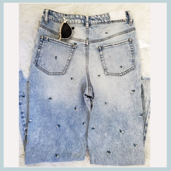Tinseltown Daisy Mom Jeans Size 5 - Picture 3 of 7